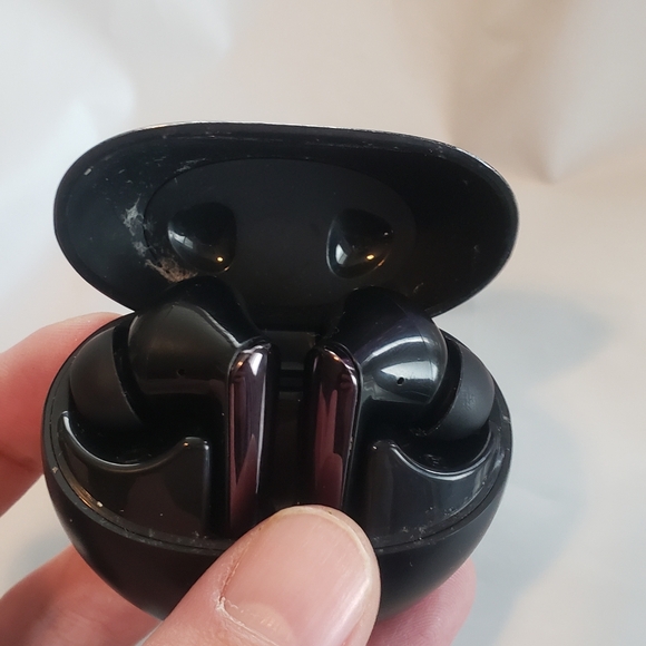 Monster Airbuds - Picture 4 of 5